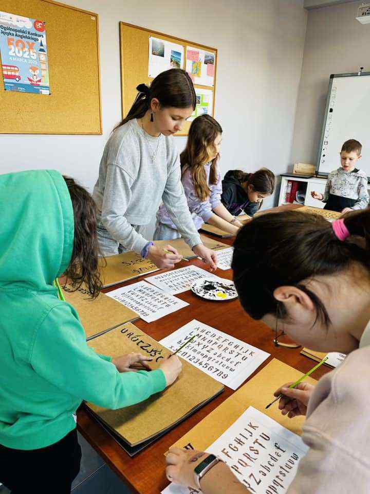 polkolonie-kobylka-warsztaty-plastyczne