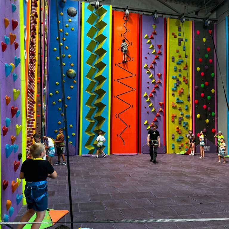 polkolonie-zimowe-wspinaczka